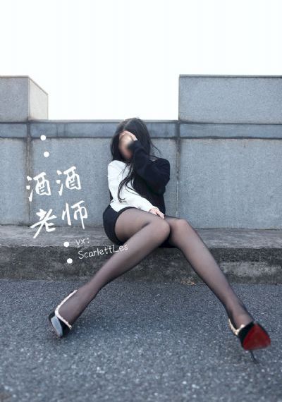 折磨小双性憋尿锤尿包虐_1080在线视频观看