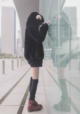 黑鬼大战美女17p_720高清视频播放
