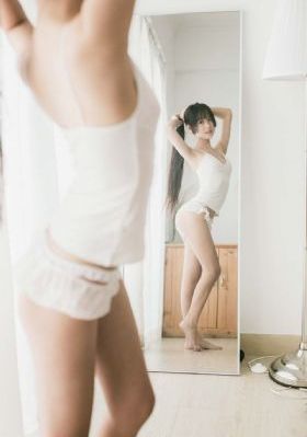 亚洲日本美妆与欧美妆的区别_日韩手机在线观看