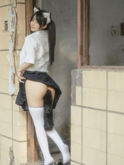 美女露出私密部位_超清手机在线观看
