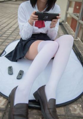 公交车玩弄少妇赵丽雅小说_BD英语高清完整版播放