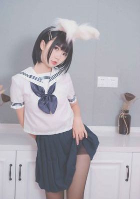 人妻与公车疯狂做爰_DVD影视在线观看
