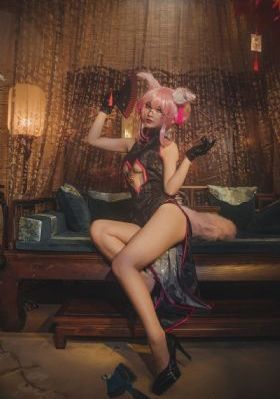 人妻少妇偷精品无码洋洋AV_720高清迅雷在线观看